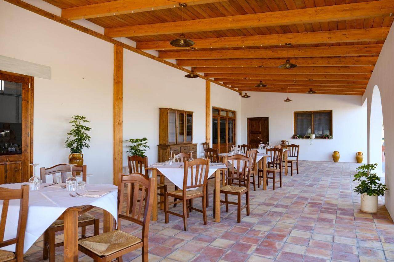 Masseria Crocco Montalbano Ionico Eksteriør billede